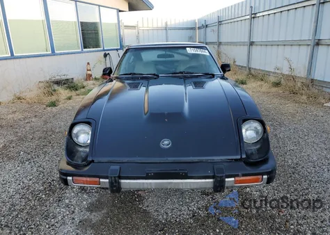 1981 Datsun 280Zx z USA, uszkodzony, nr VIN JN1HZ04S8BX265704